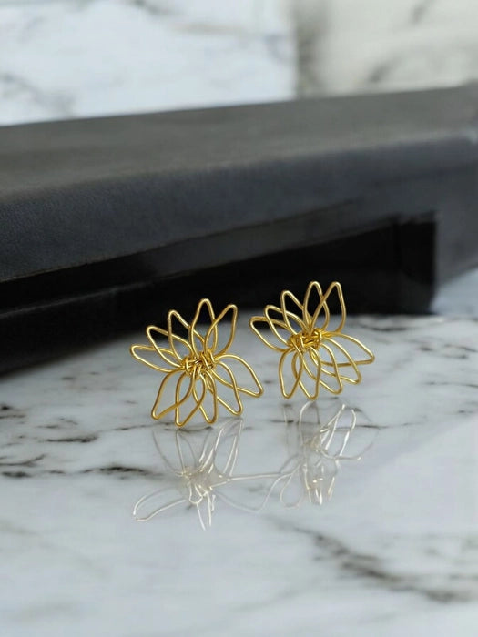 lotus-brass-stud-earrings