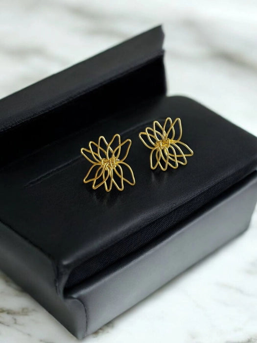 lotus-brass-stud-earrings