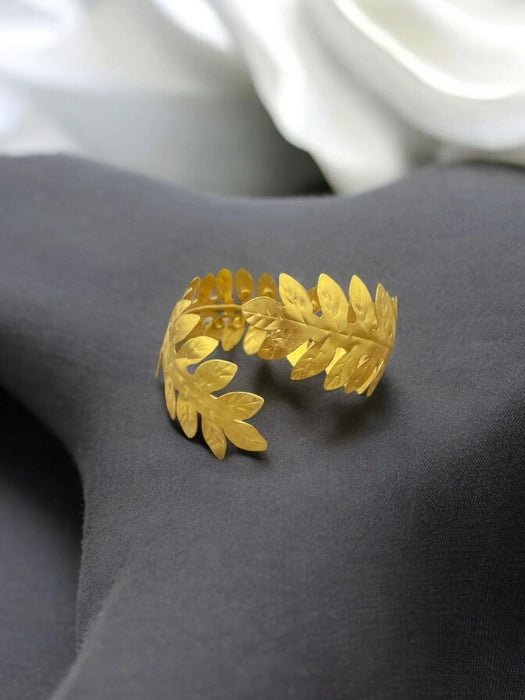 curvy-leaf-wrap-brass-bracelet