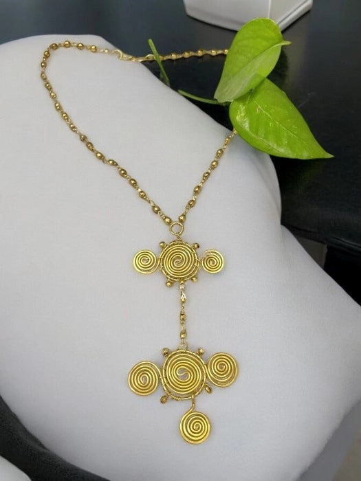 mohini-spiral-pendant-brass-necklace