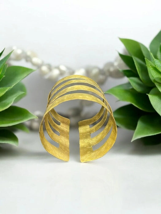 striped-naga-wide-brass-bracelet