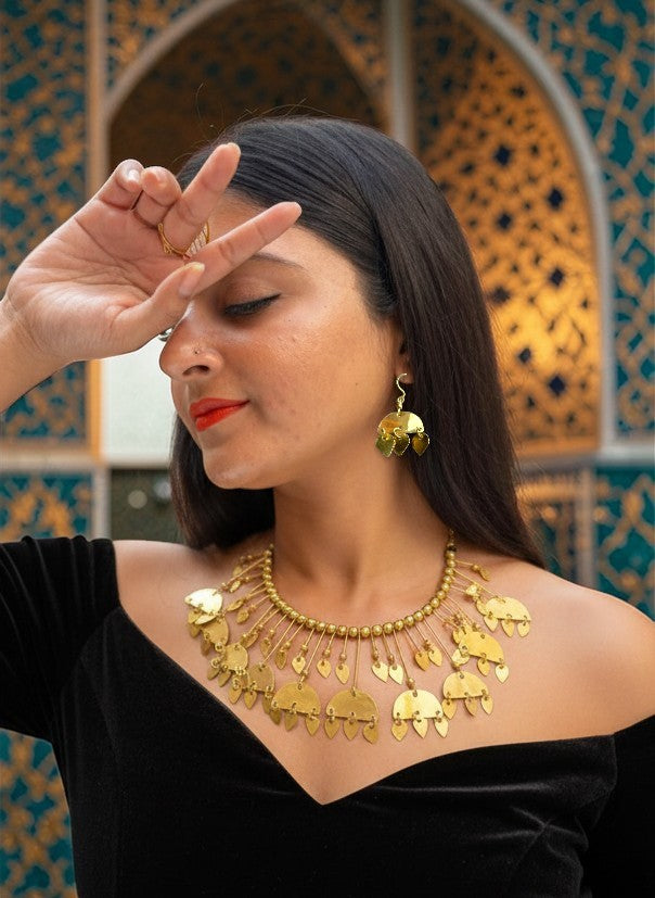 Nefertiti Brass Necklace Jewelry Set (Necklace, Earrings)