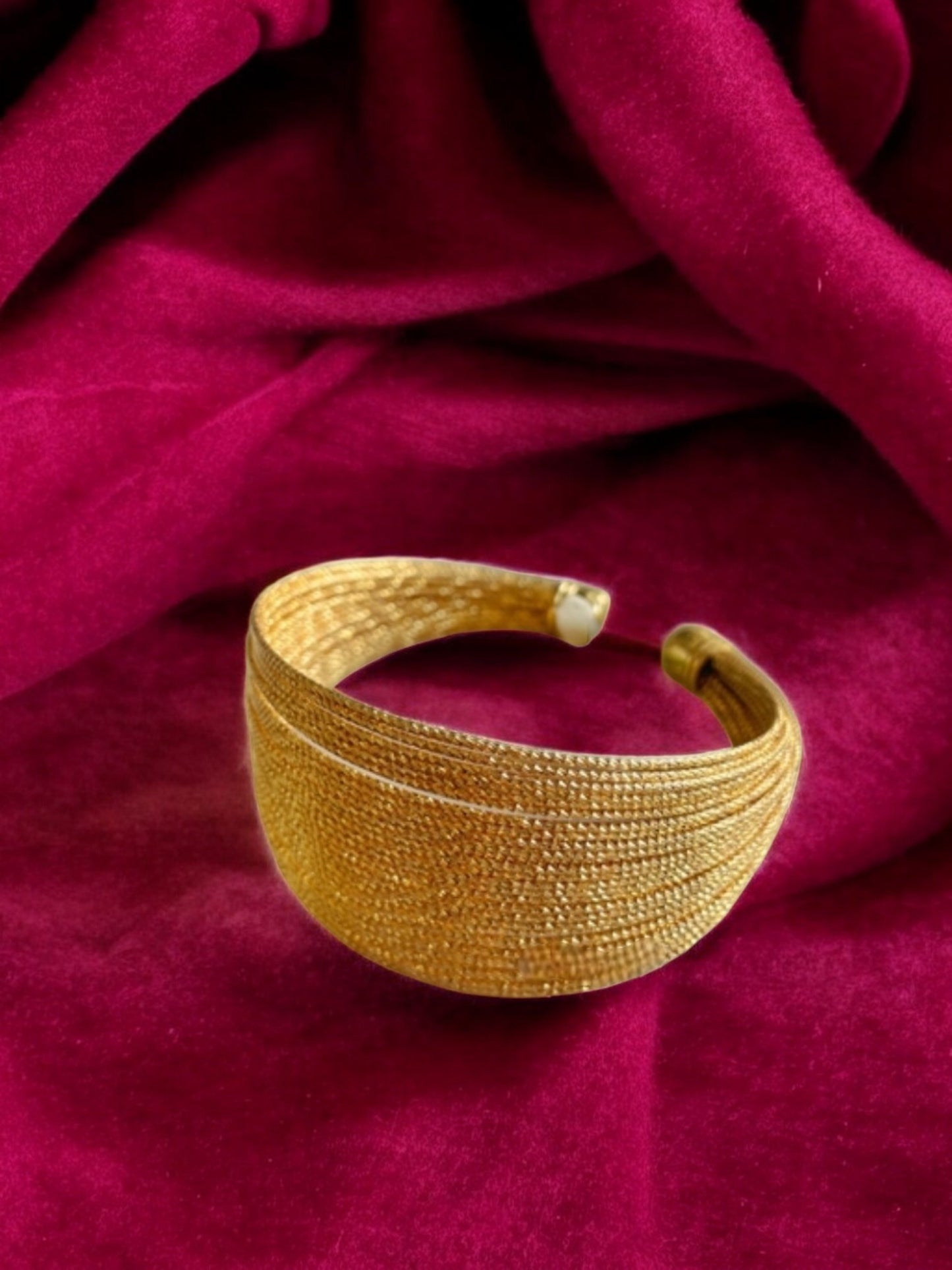 Svarnaa Statement Bracelet