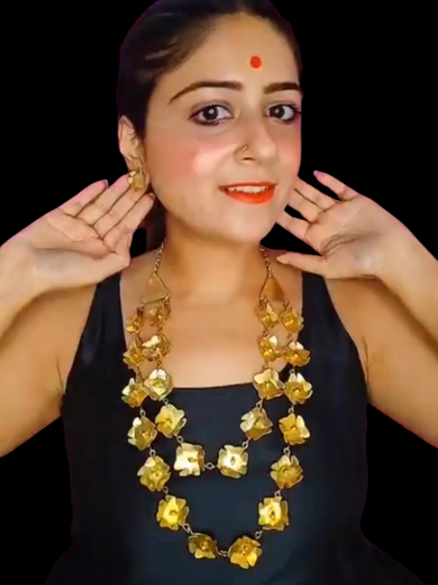 Shiuli Brass Statement Necklace Jewelry Set (Necklace, Earrings)