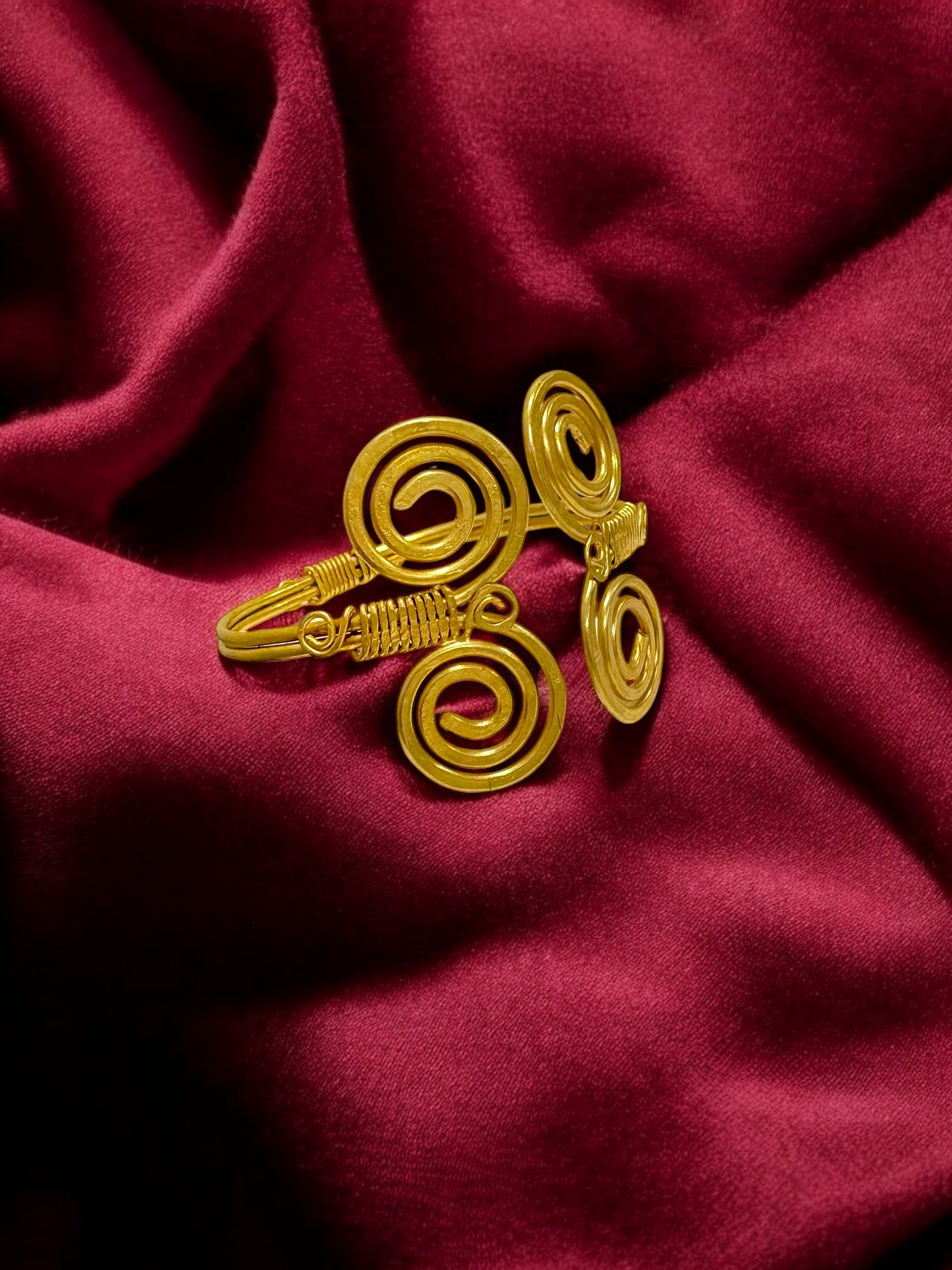 double-circle-brass-bracelet