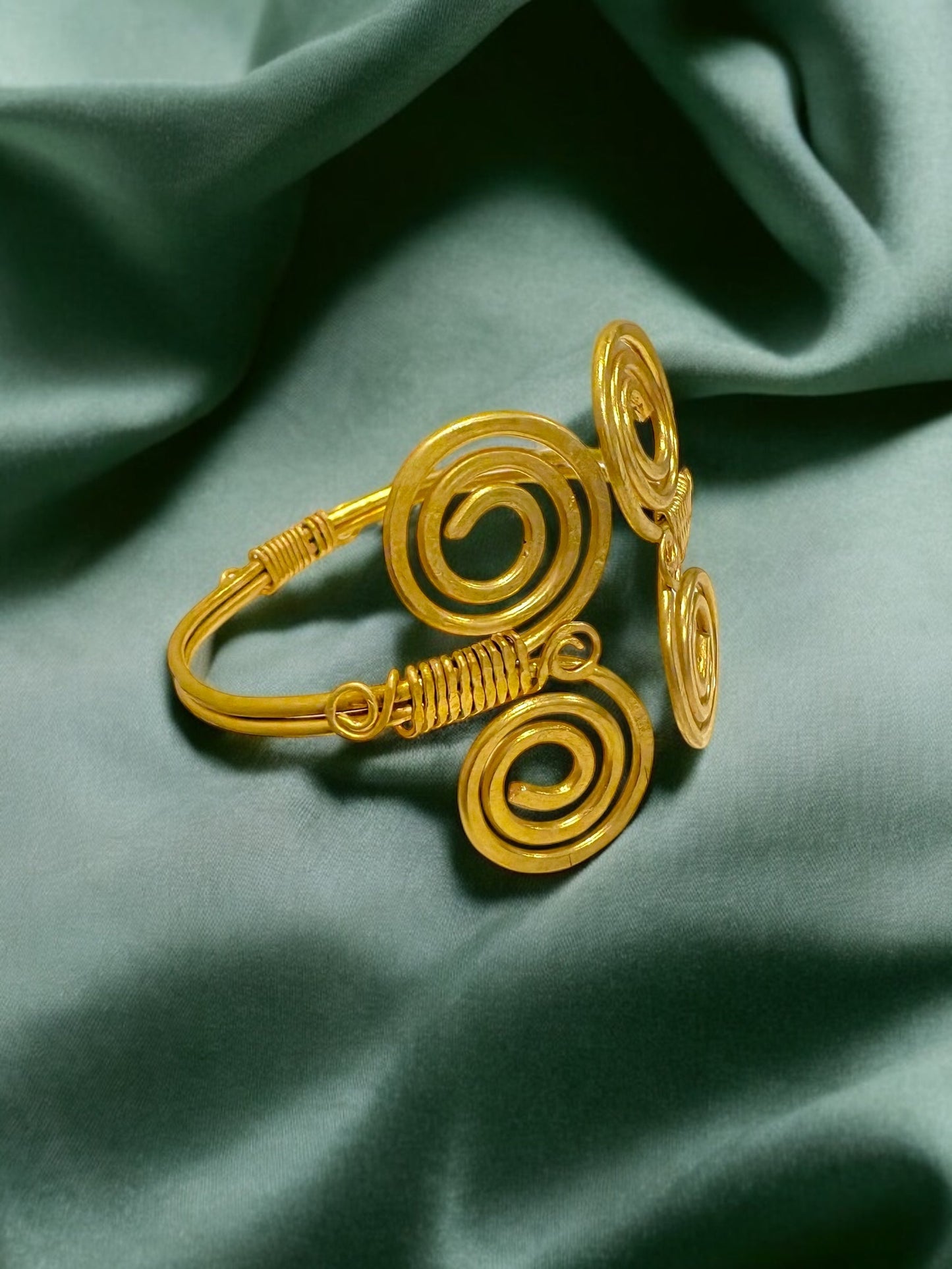 double-circle-brass-bracelet
