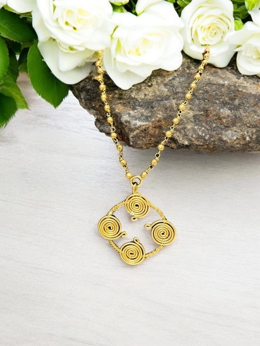 quadra-spiral-pendant-brass-necklace