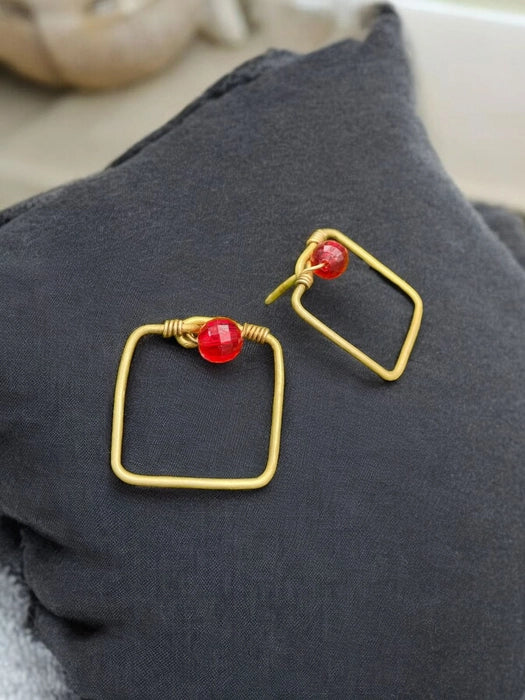 red-dot-square-brass-stud-earrings