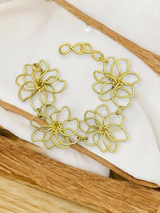 small-flowers-brass-bracelet