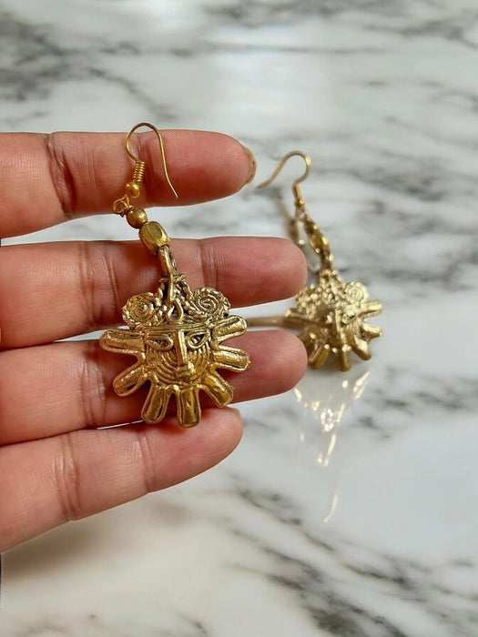 suryamukhi-dokra-brass-earrings