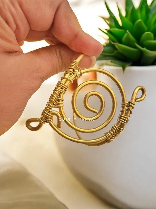 spiralling-out-brass-bracelet