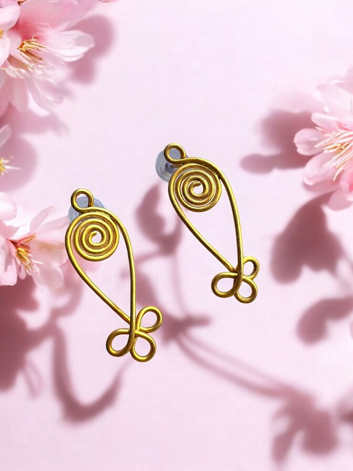 spiral-fish-brass-stud-earrings