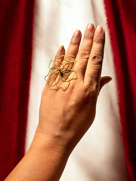 charki-flower-brass-ring