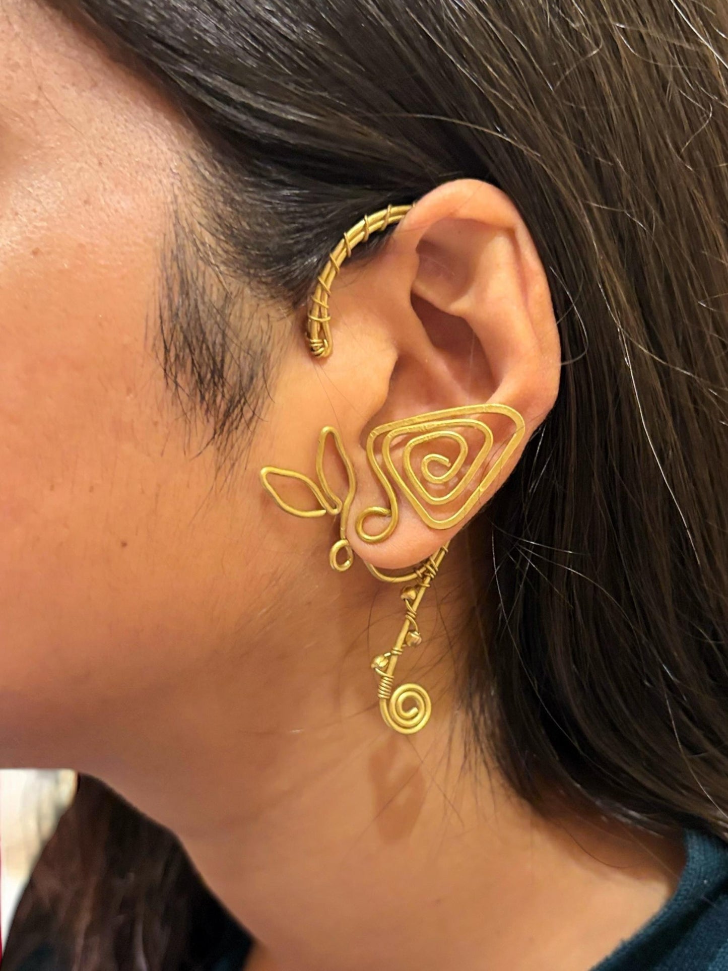 spiral-vine-brass-earcuffs