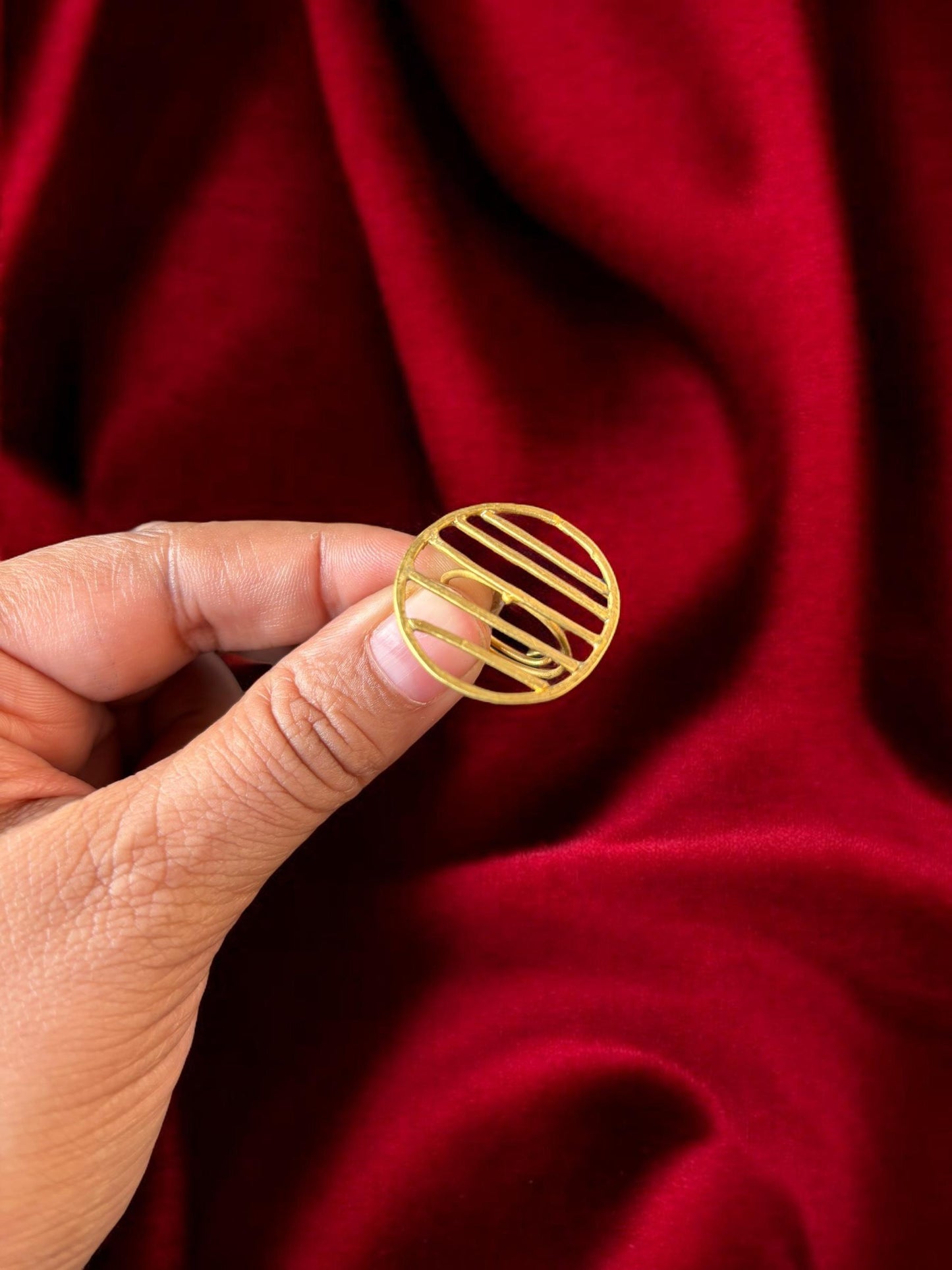 window-to-soul-brass-ring