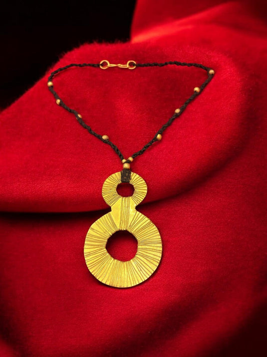 figure-8-brass-necklace