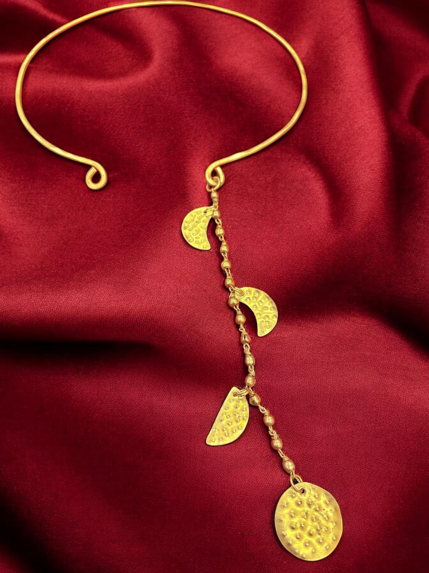 moon-fantasy-brass-hashuli-necklace