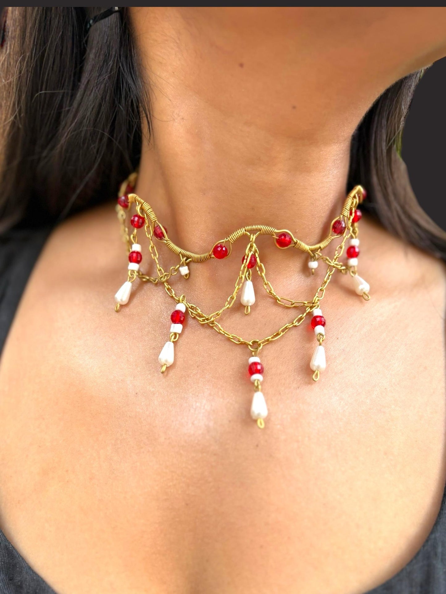 queen-charlotte-red-beaded-brass-choker-necklace