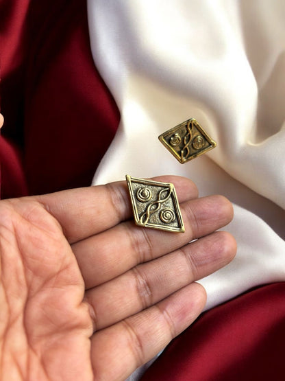 harappan-kite-brass-stud-earrings