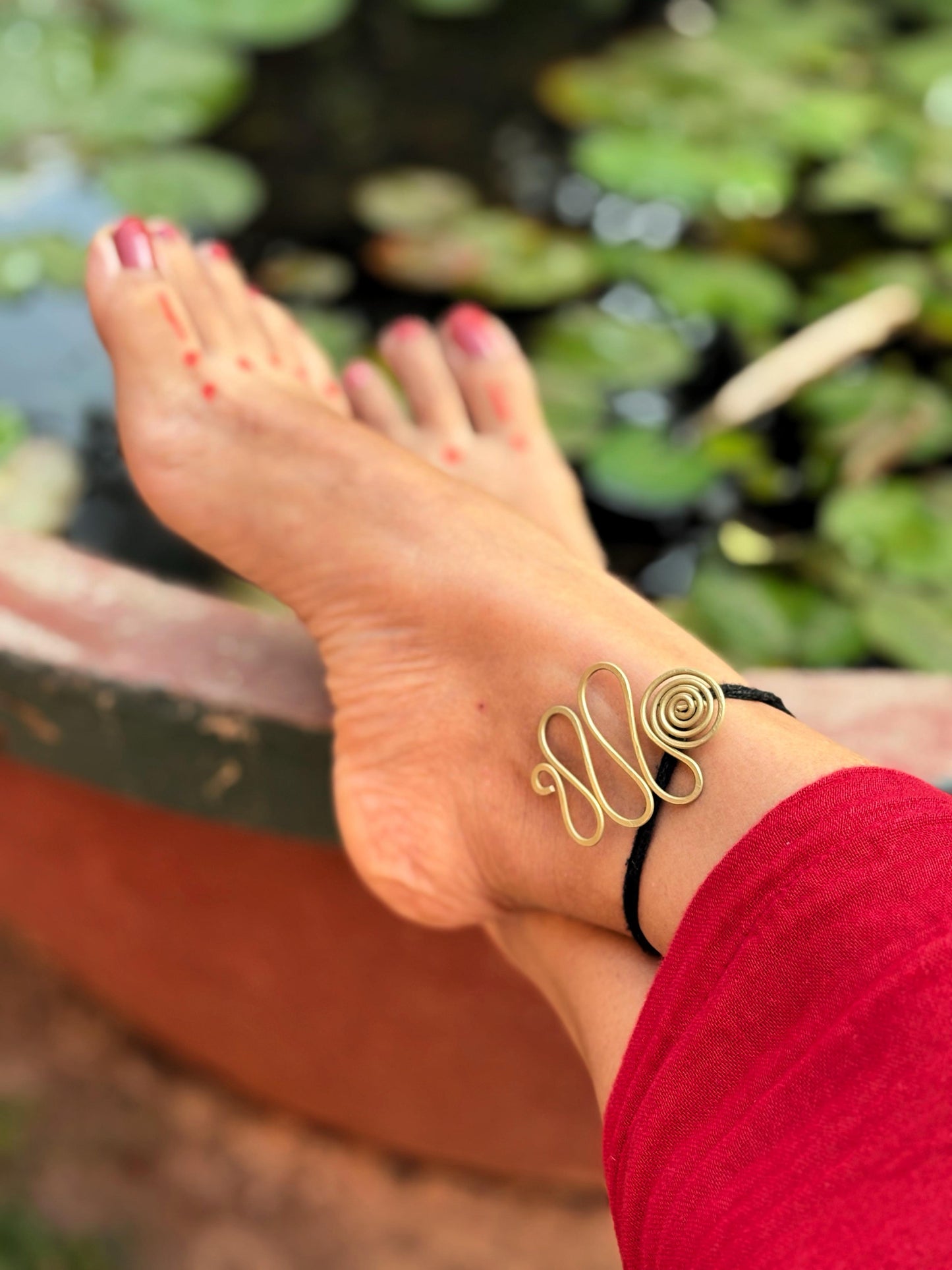 snake-spiral-brass-anklet