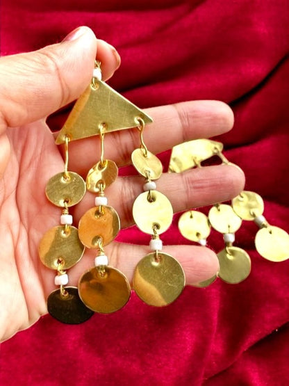 disc-chandelier-brass-earrings