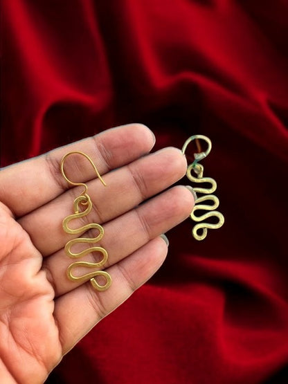 snake-brass-earrings-small