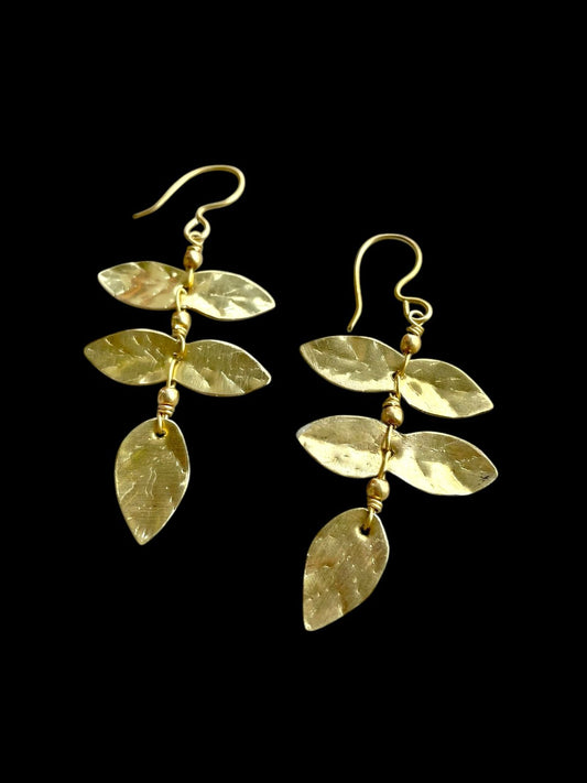 vine-fantasy-brass-earrings