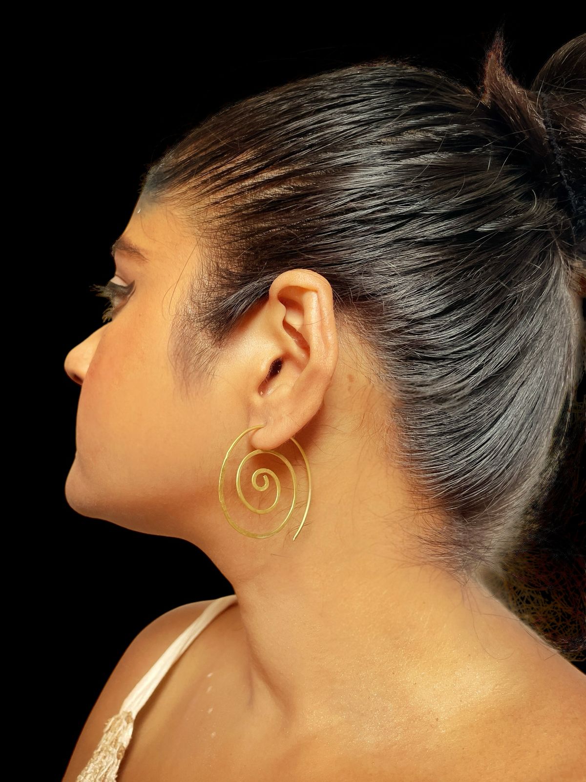 spiral-hoop-brass-earrings