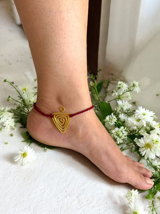 Triangle Spiral Brass Rakhi - Maroon