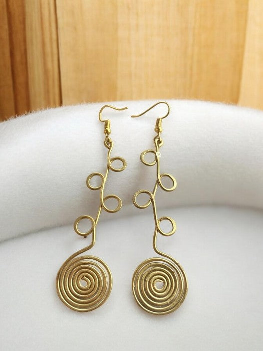 four-point-creeper-spiral-brass-earrings