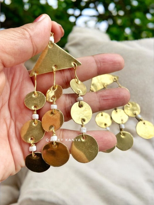 disc-chandelier-brass-earrings