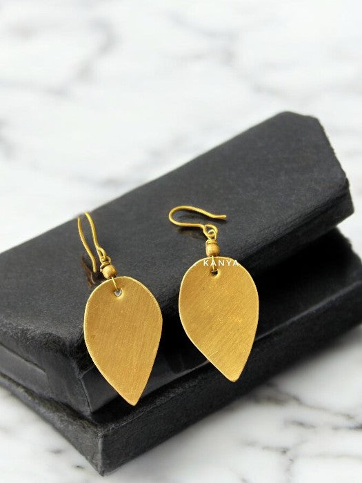 chhoti-patti-brass-earrings