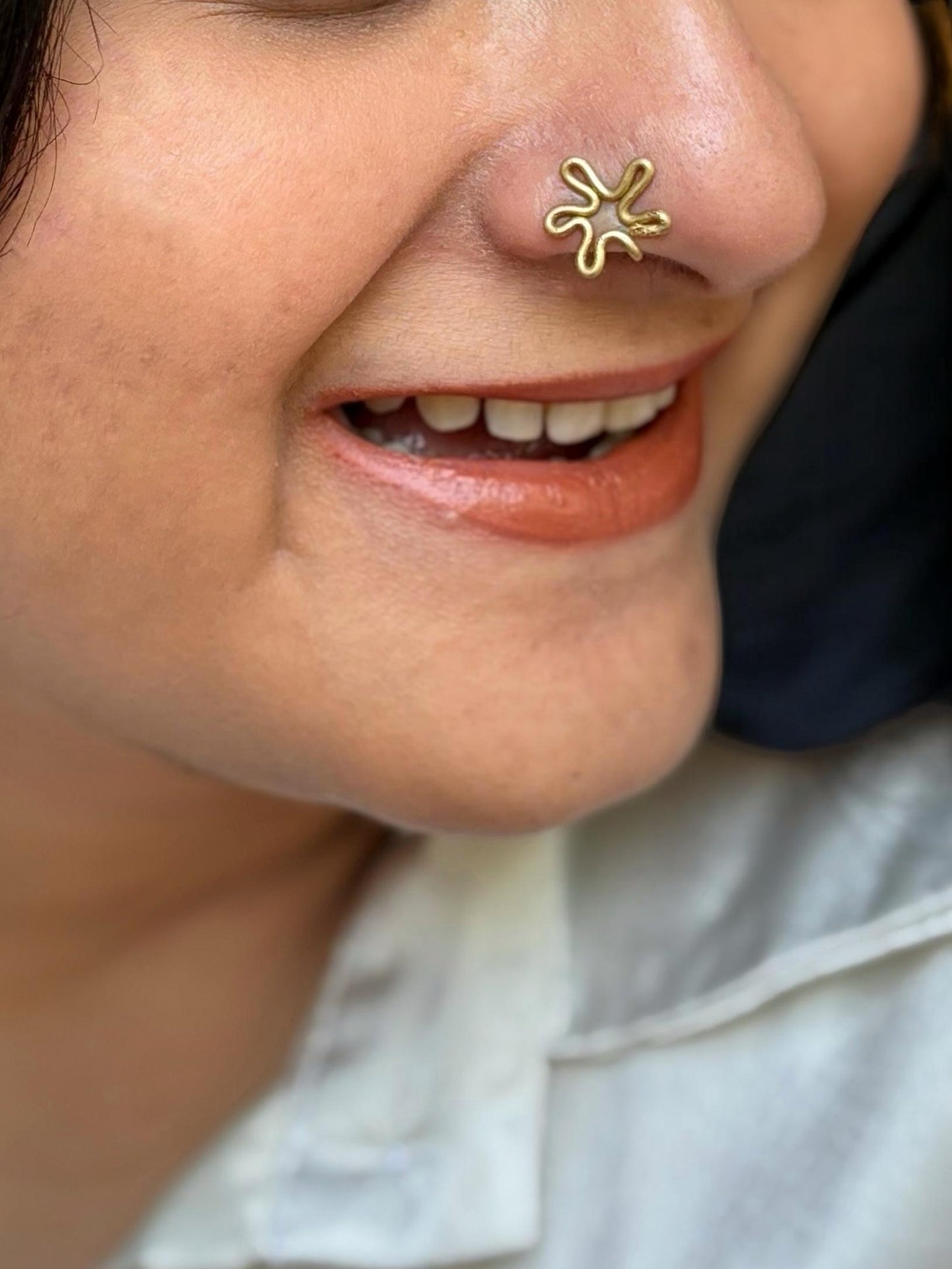 Amoeba Brass Clip-on Nose Ring