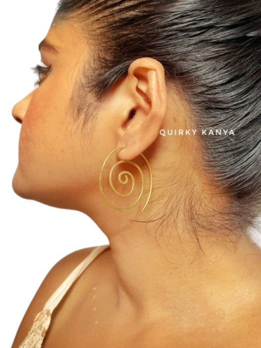 spiral-hoop-brass-earrings