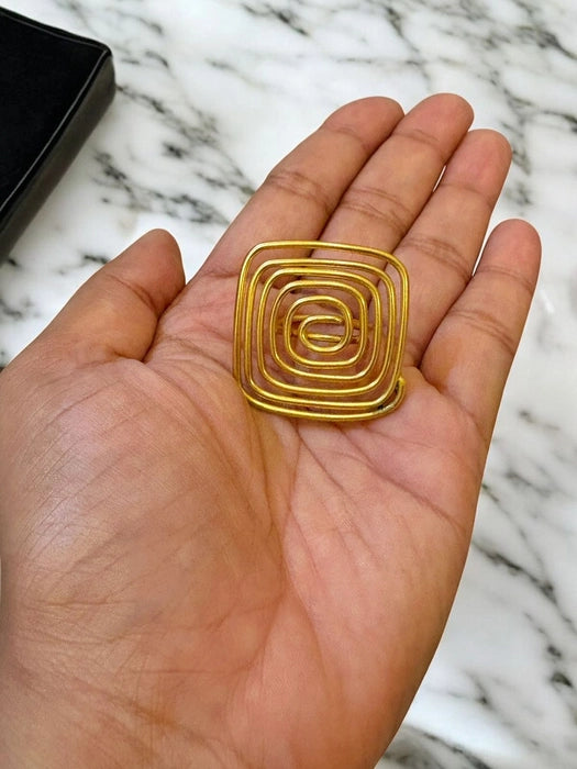 square-spiral-brass-cocktail-ring